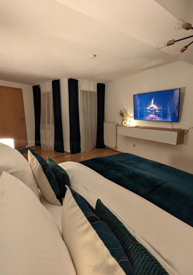 Fewo Goldstueck Mit Privatem Spa Und Whirlpool กราเฟอเนา ภายนอก รูปภาพ